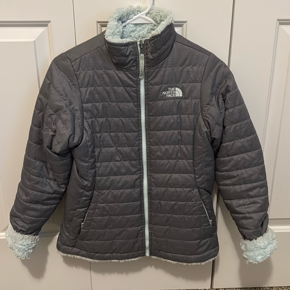 North Face Girls Insulated Reversible Coat. Size Large.